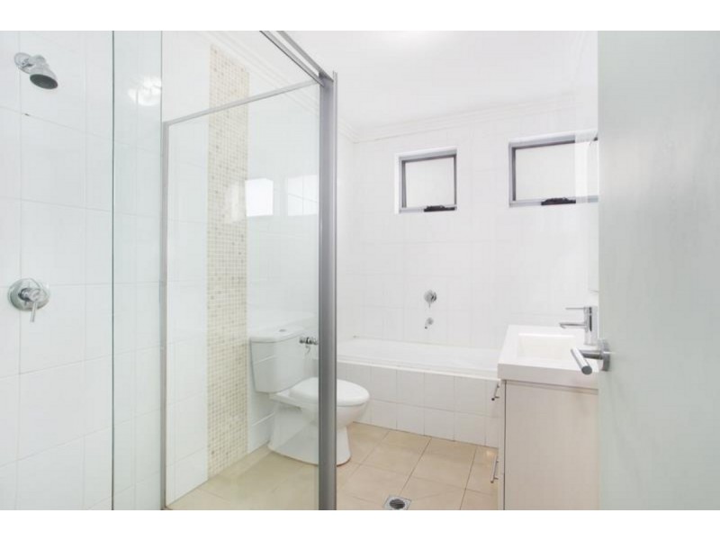 7/4 Waugh Avenue, Parramatta NSW 2150